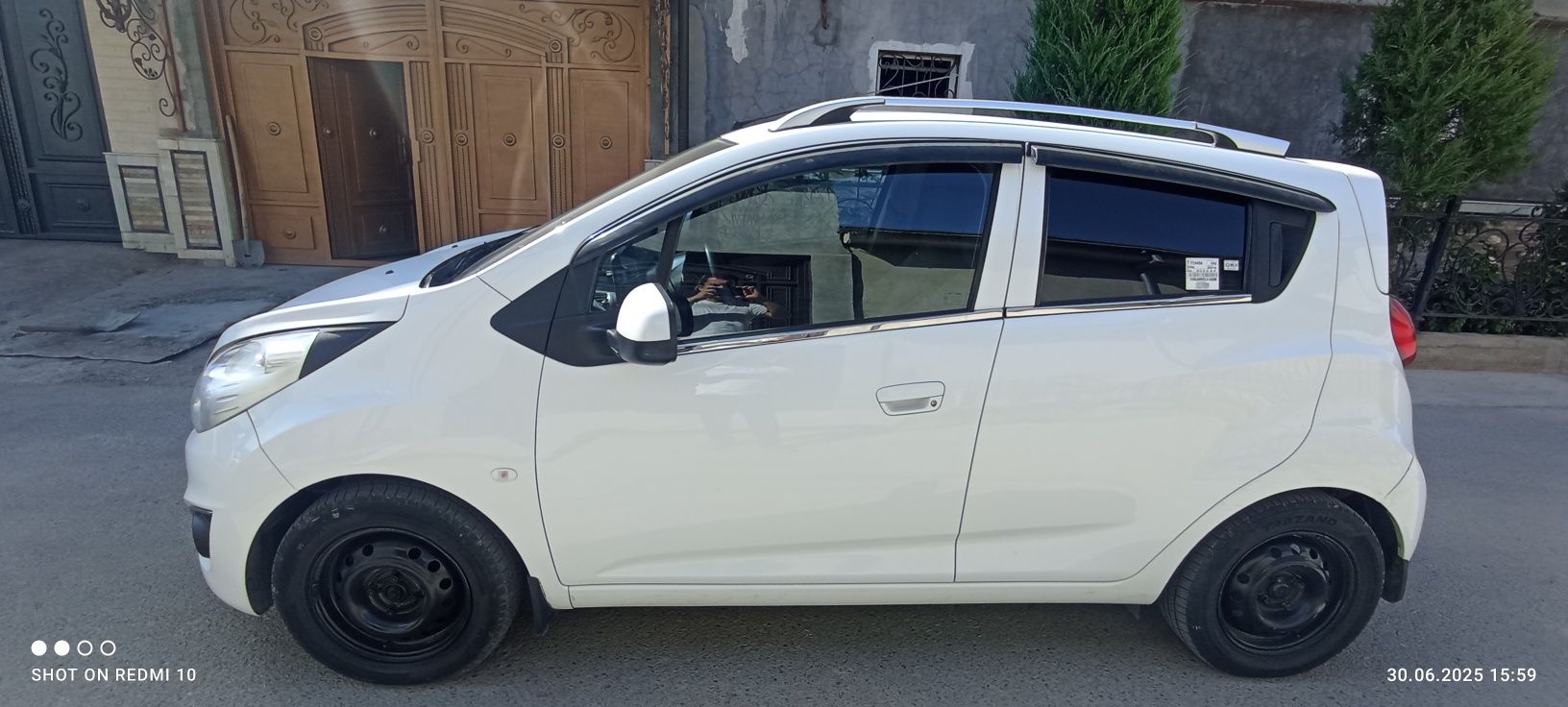 СОТИЛАДИ 6650$.   .