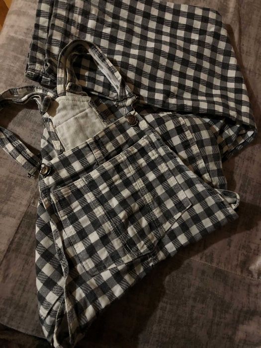 Salopeta dama în carouri