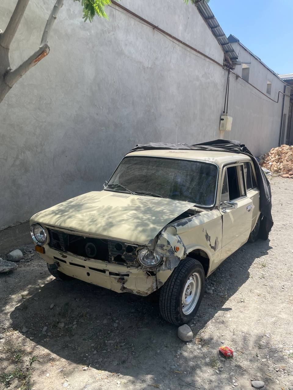 Vaz 21011 urilgan yili 1981 metan