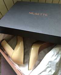 Pantofi stiletto, nude, piele lacuita, masura 37 - Musette