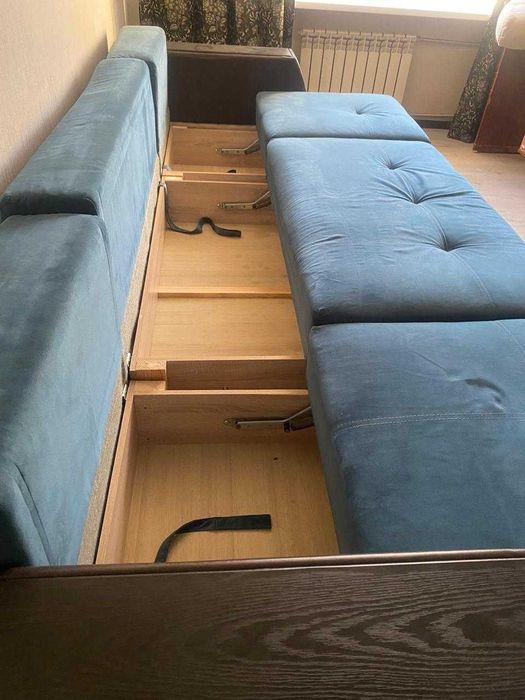 Диван-трансформер в хорошем состоянии.