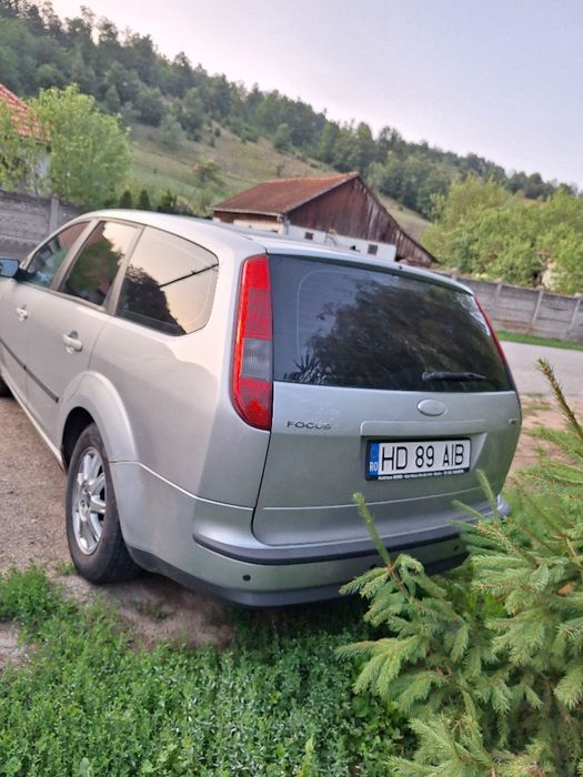Vând Ford Focus 1.6 tdci