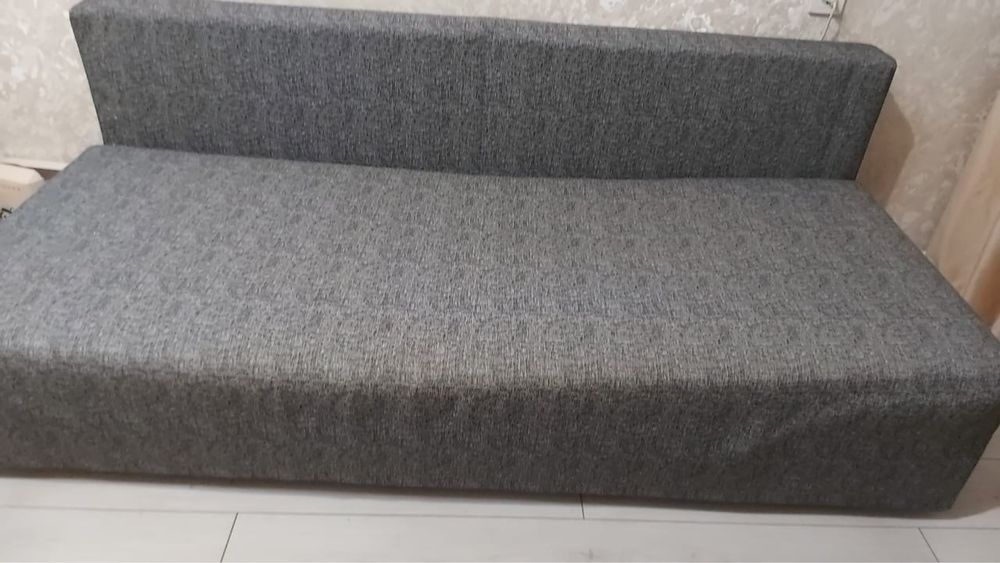 Диван серый, срочно!