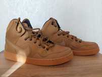 Обувки за през зимата nike air force