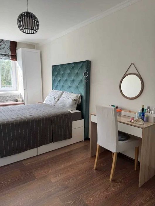 Продам 2-х комнатную квартиру в районе западном