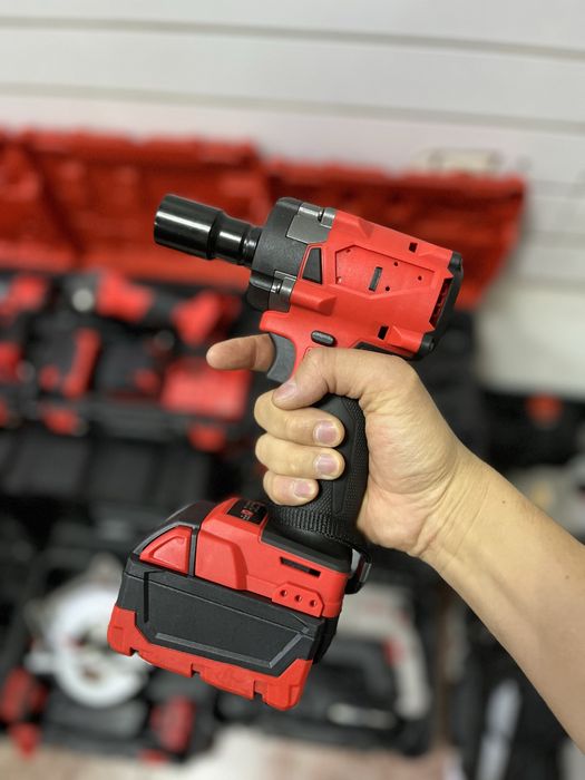 Гайковерт на 350 ньютонов. Гайковерты.