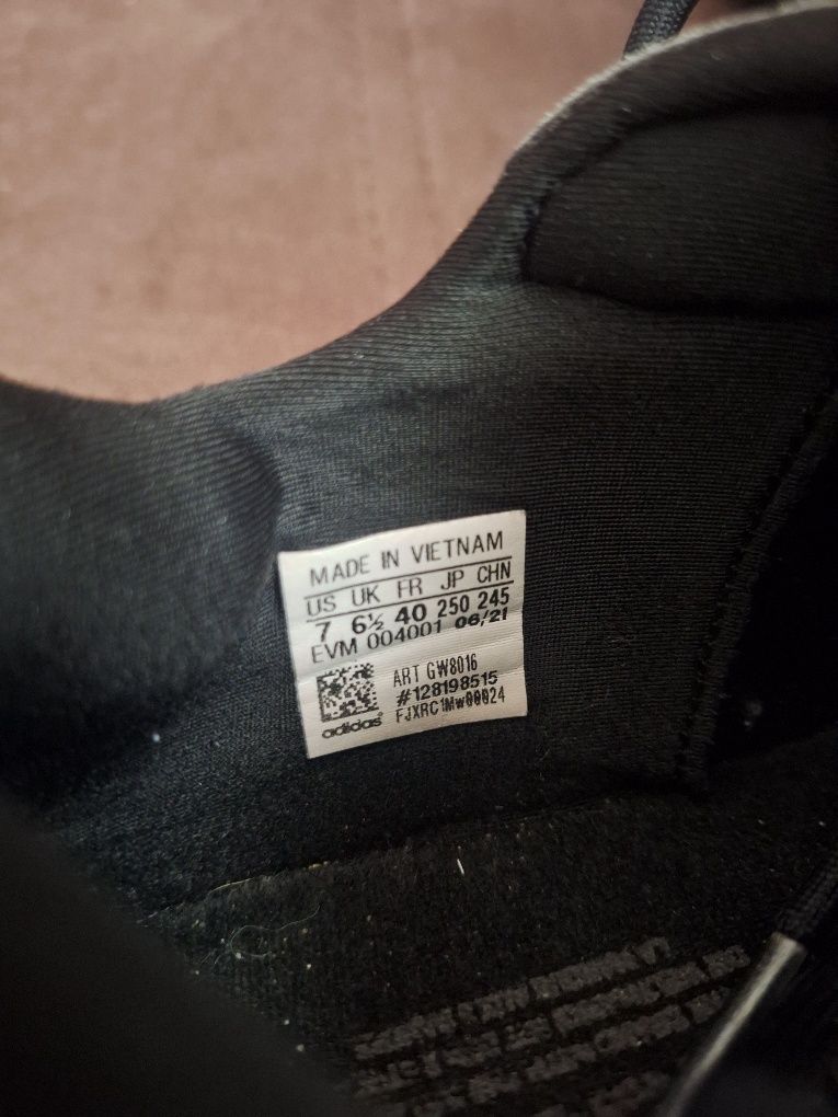 Сникърси Adidas Ozweego