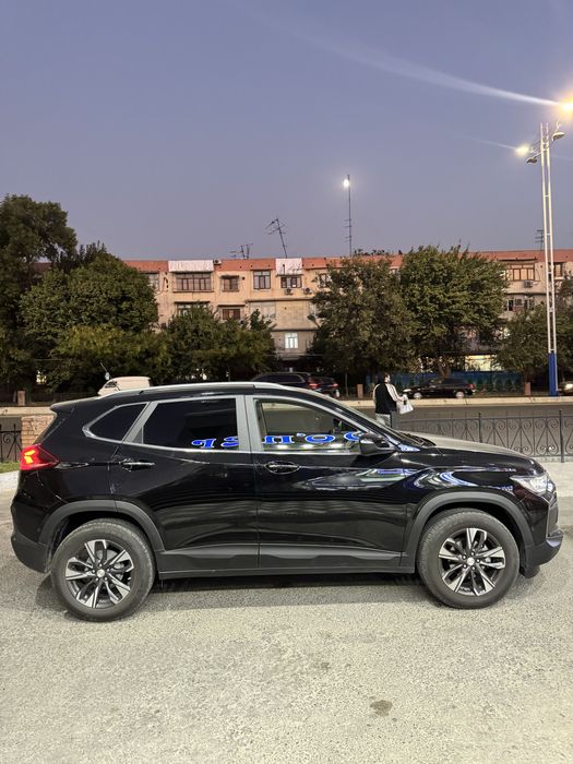 Tracker 2 premier 2024