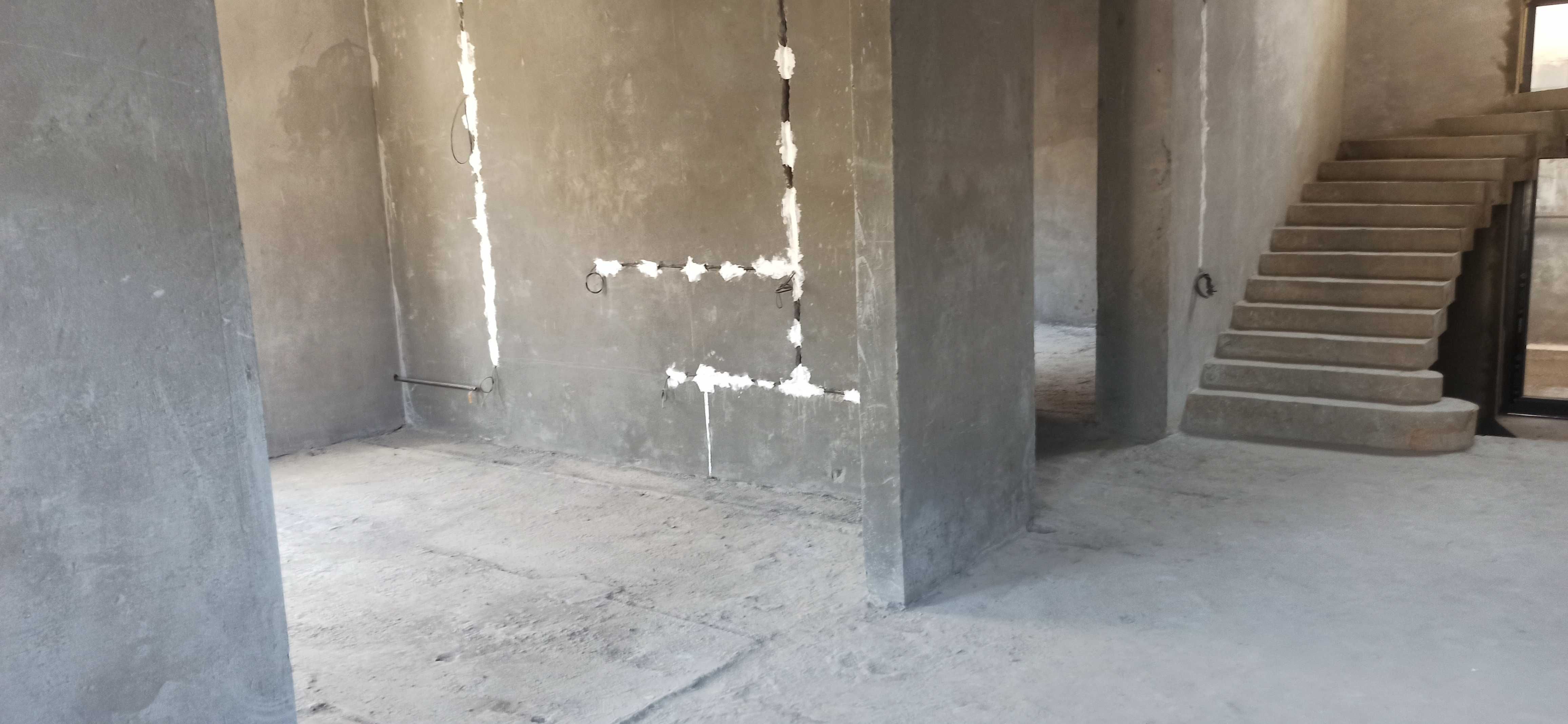 Продам (каробка) дом 3 соток на Мирзо Улугбекском районе (Чайхана Сало