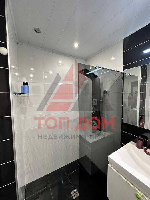 Дава се под наем Тристаен апартамент в Варна, Бриз - 80 кв.м за 800 € - Снимка #4