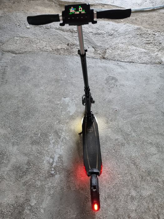 Trotinete electrice  25 - 45 km /h baterii,incărcătoare originale