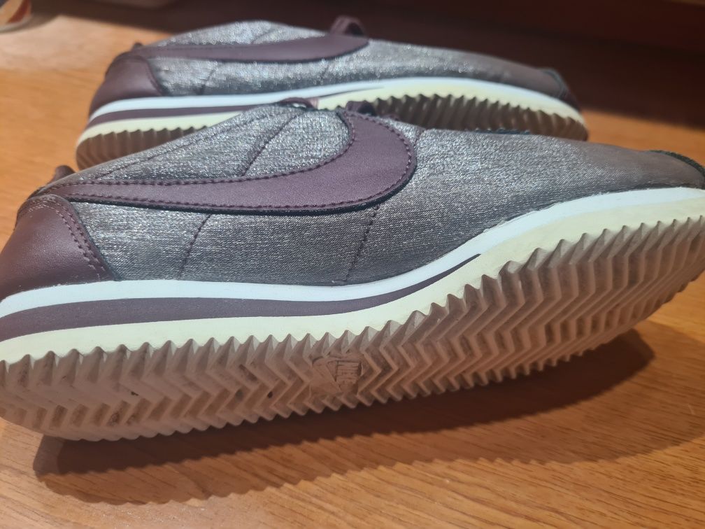 Дамски оригинални Nike Cortez