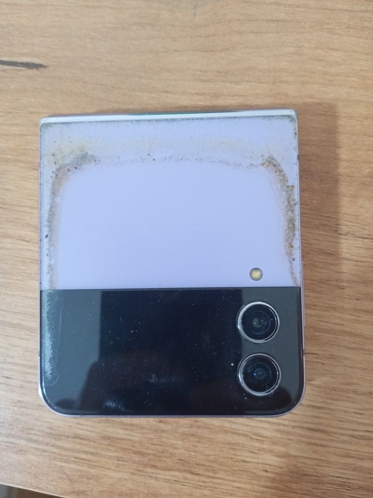 Samsung z flip 4, не работает дисплей