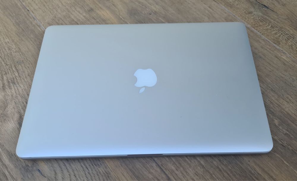 Laptop Mac Book Pro retina 15 inch, late 2013