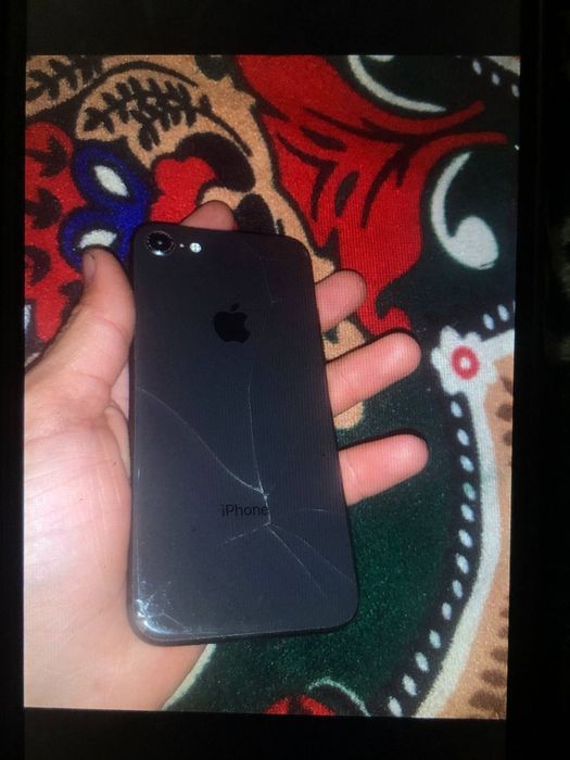 Iphone 8 kilishamiz yozuraslar