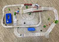 Автомобильно-железная дорога Plan Toys