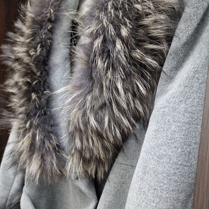 Женское тёплое пальто