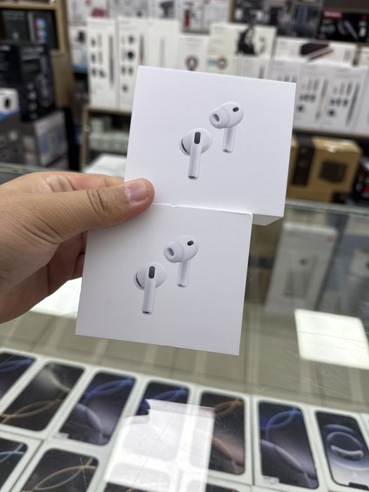 Apple AirPods Pro 3 New 2025