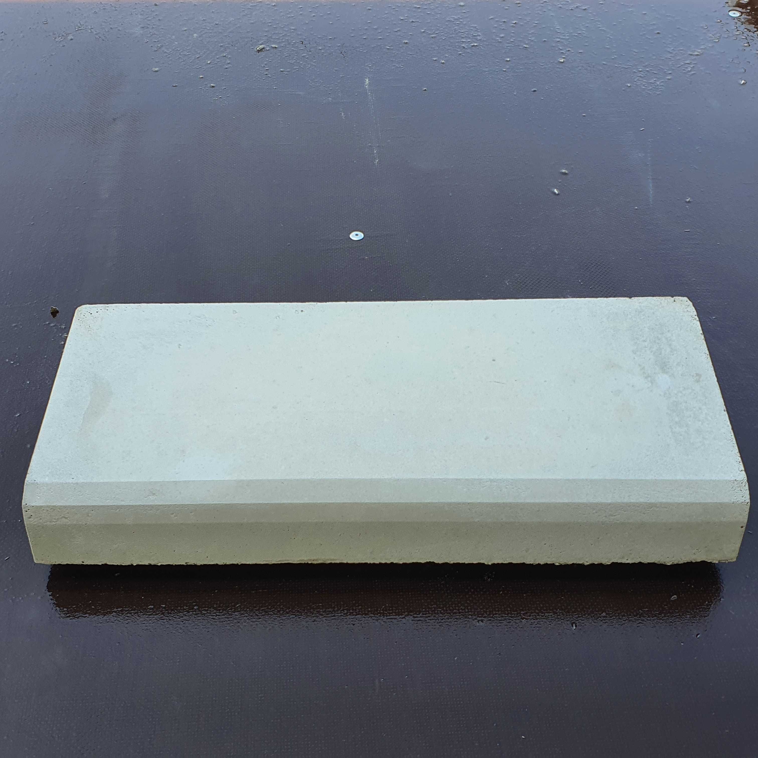 Borduri separatoare din beton 100 x 22 x 7cm