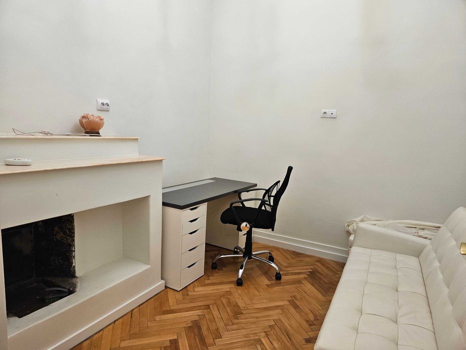 Închiriere Apartament Ultracentral Spațios in Clădire Istorică