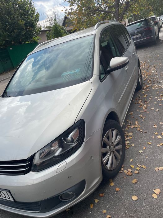 Volkswagen Touran 2011