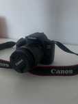 Aparat foto Canon EOS 2000D