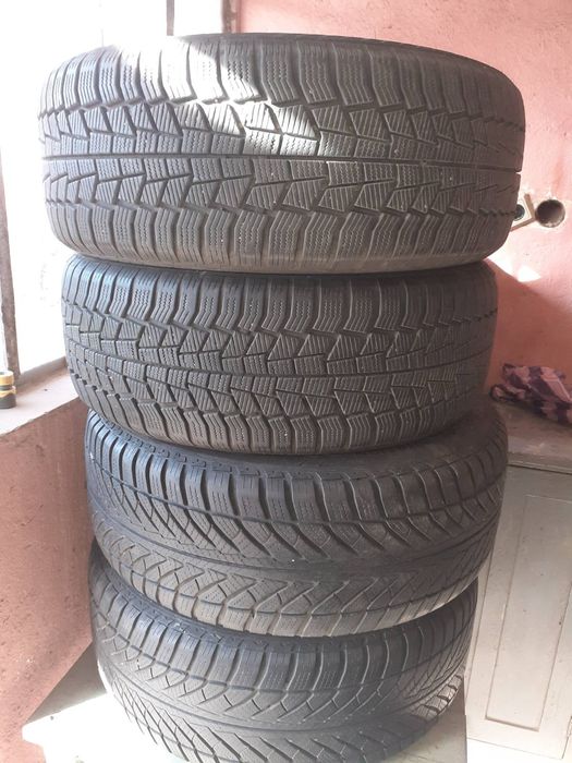 Зимни гуми Goodyear 245/55/17 runflat