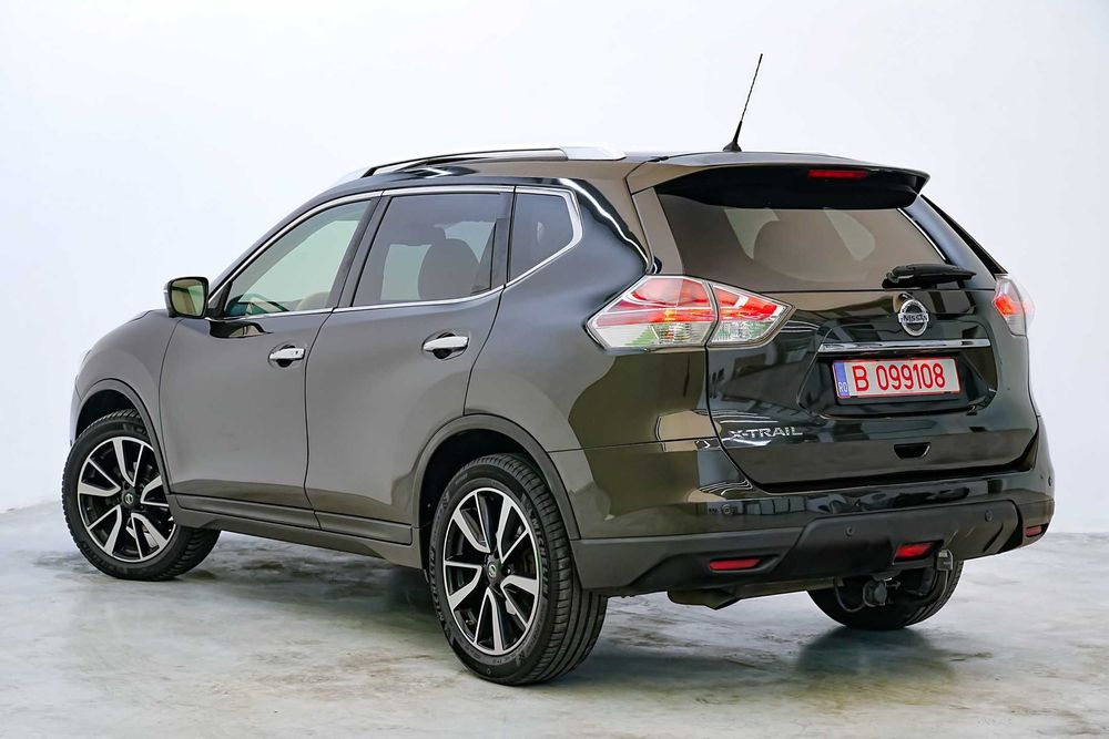 Nissan X-Trail *DEOSEBIT* TEKNA Panoramic Automat Interior Piele Crem