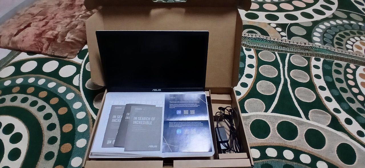 Asus 


---

Sotiladi: Asus X5