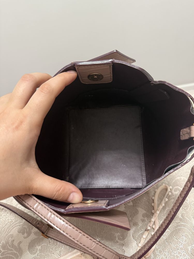 Charles and Keith сумка