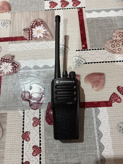 Motorola DP1400 VHF Portabila cu încărcare USB-C