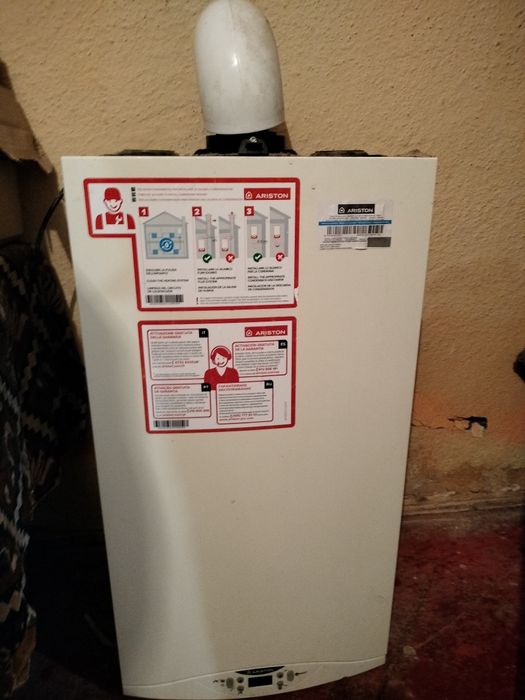 Centrala Ariston in stare de functionare