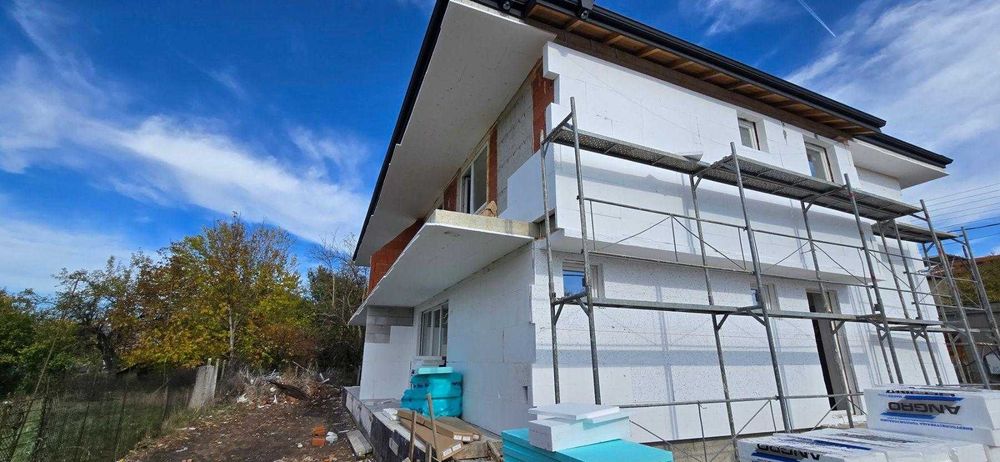 Къща,за продажба , гр.Костинброд