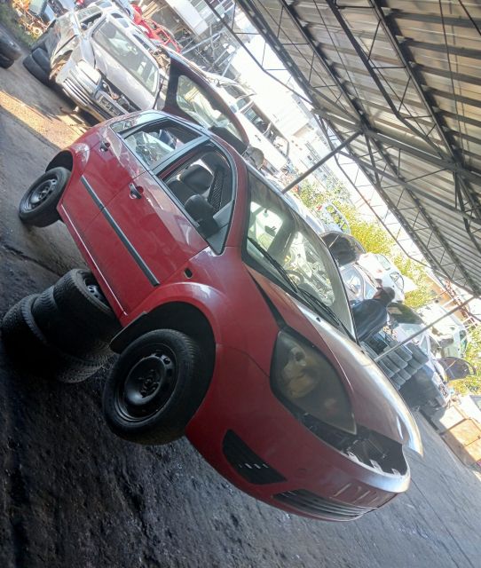 Radiator apa racire motor Ford Fiesta a 5-a generatie