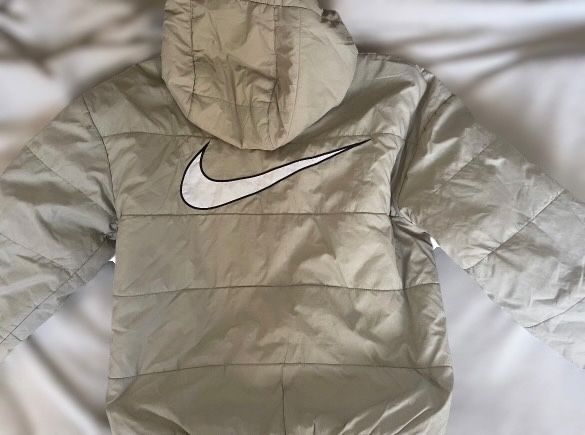 Зимно яке Nike