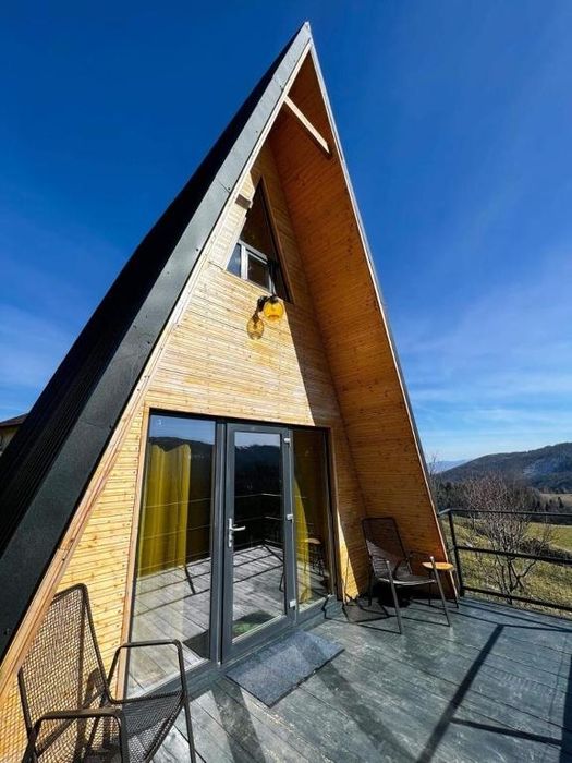 vând cabane tip A