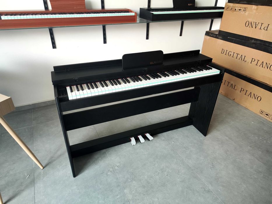 Цифровое пианино piano BLANTH 8888. Pianino
