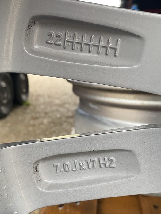 17 цола 5 х 108 Пежо 308 , 3008 , 4008 , Ситроен , Peugeot , Citroen