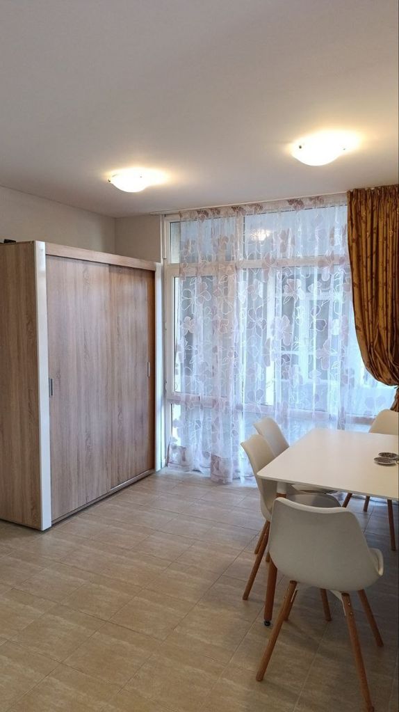 Продава се Двустаен апартамент в к.к. Златни пясъци - 52 кв.м за 1068 €/кв.м - Снимка #4