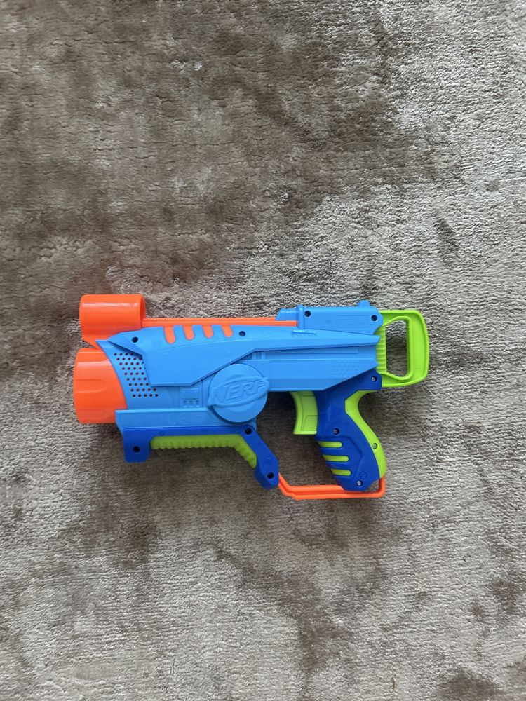 Нърф бластери / NERF