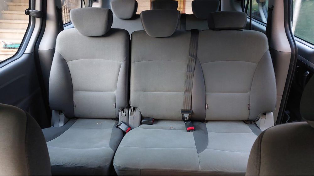 Hyundai H1 Starex 2011