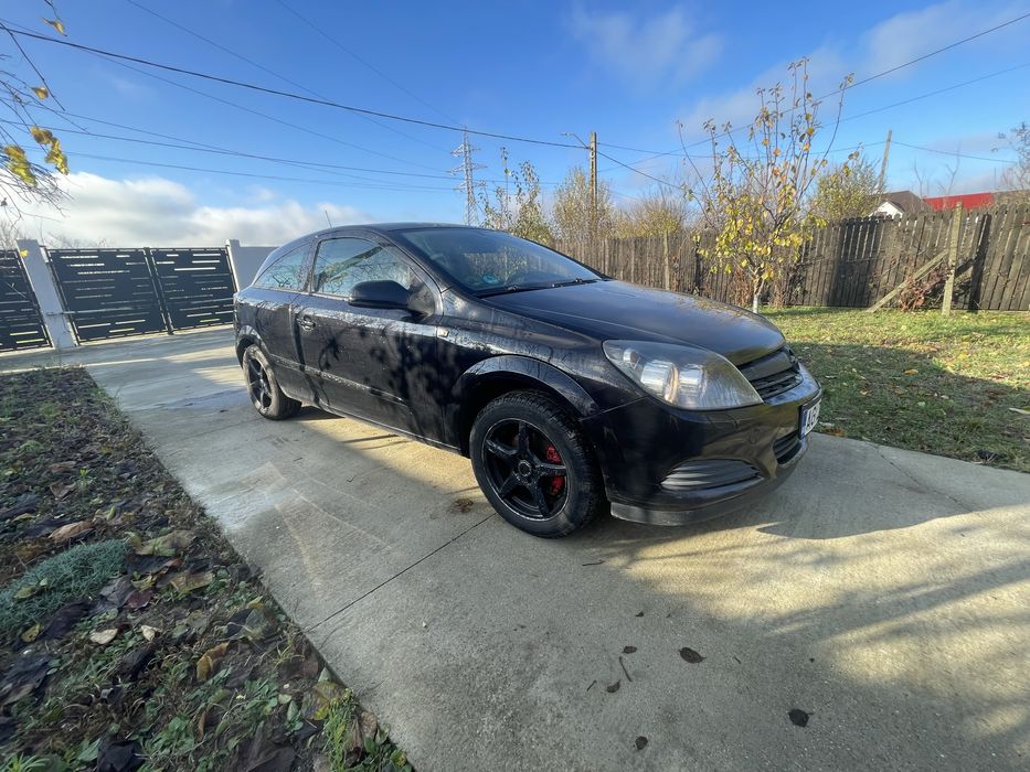 Opel astra H GTC 1.4 90 CP