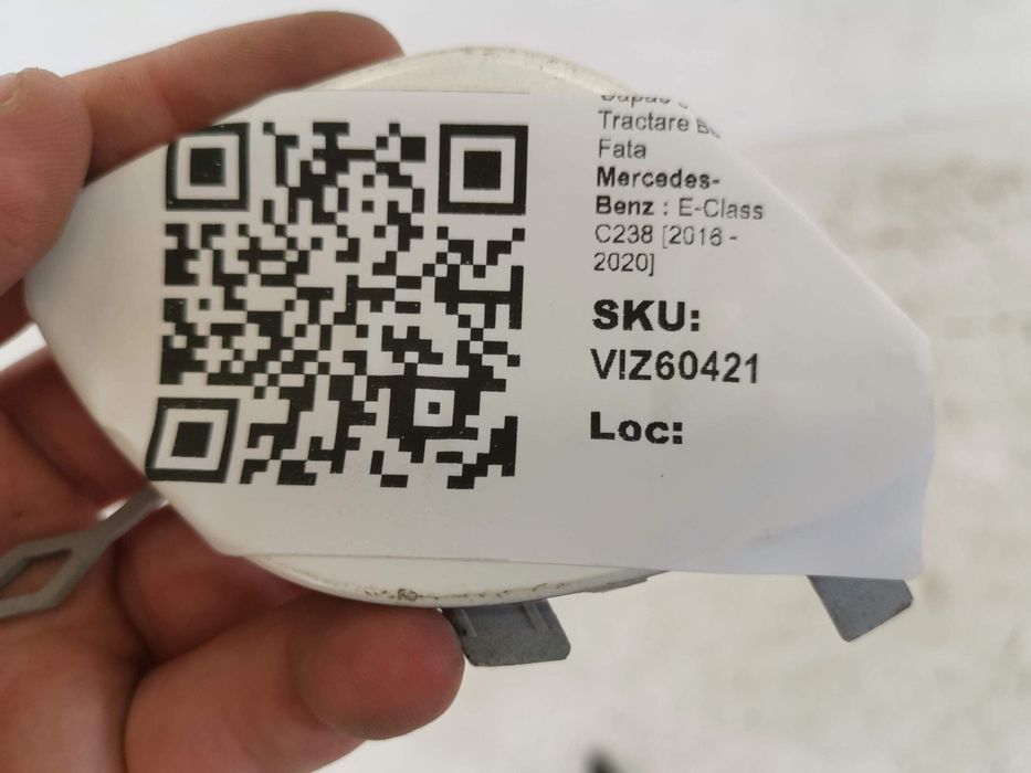 Капак За Теглич Предна Броня Мерцедес-Бенц Е-Клас / Mercedes-Benz E-Cl