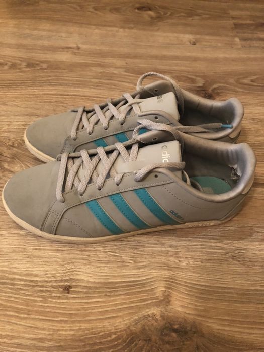 Дамски боти и маратонки