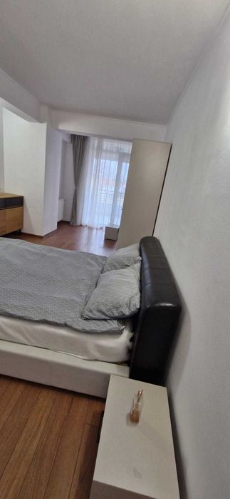 Inchiriez apartament 2 camere Luceafarul 70 mp
