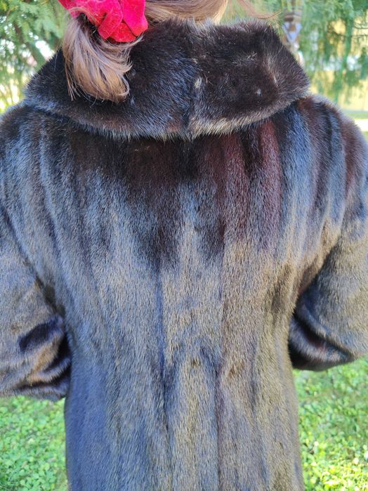 Haina de Blana Nurca / Vizon NOUA XL - Lunga (Nr4) Maro inchis roscat