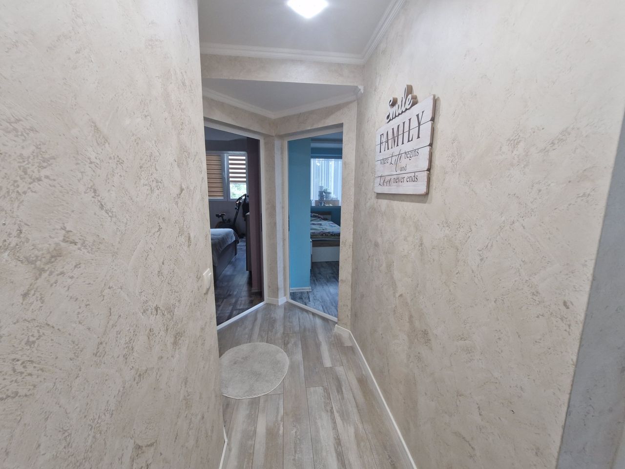 Продава се Тристаен апартамент в Добрич, Център - 76 кв.м за 1611 €/кв.м - Снимка #3