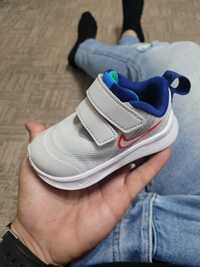 Nike adidasi bebelusi nr 18,5