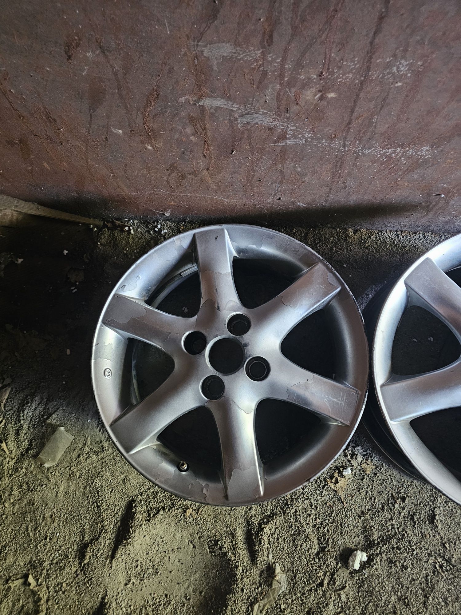 Продам диски размер r15