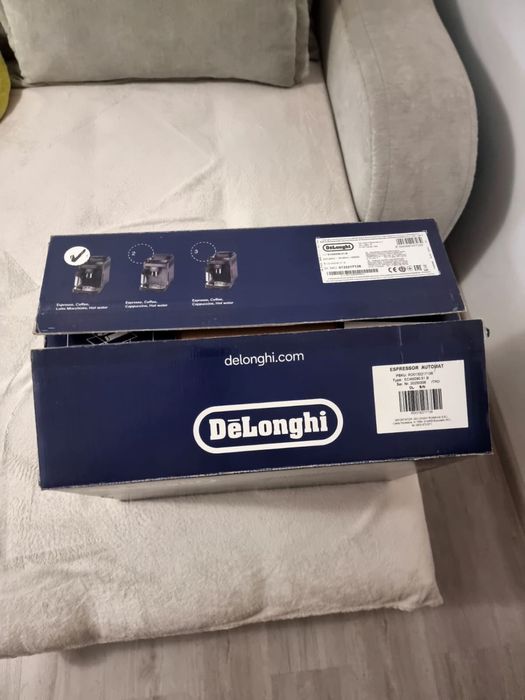 Expresor automat DELONGHI Magnifica Evo